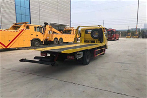 驿城区非事故拖车